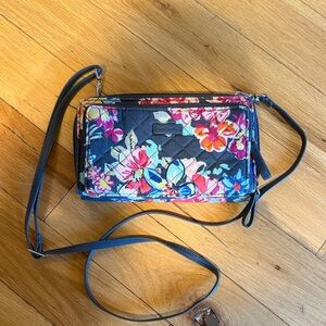 Vera Bradley zip wallet shoulder bag